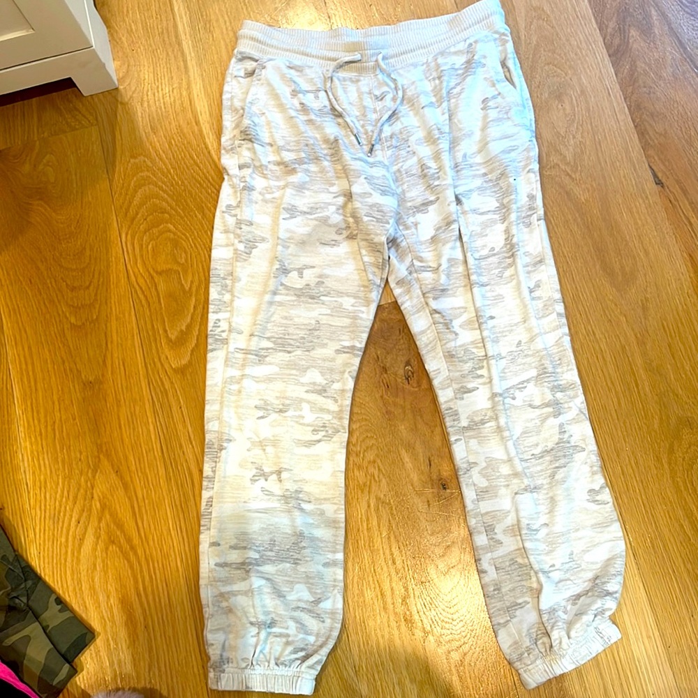 Camo super soft joggers
